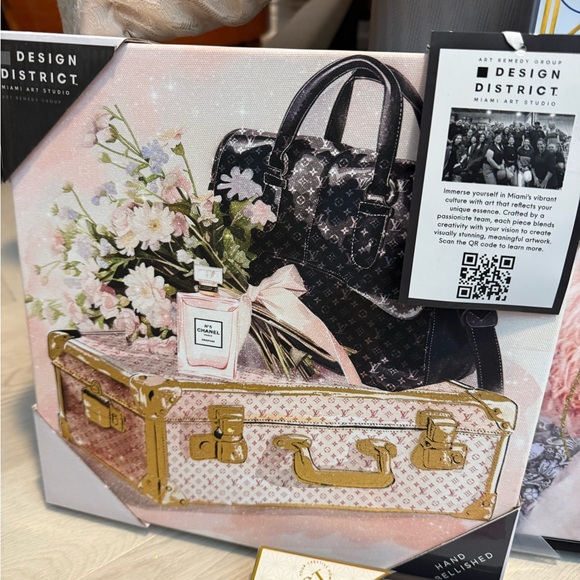 Design district Crystal Lux instinct wall art New with tag your choice of one!!! - Picture 7 of 13